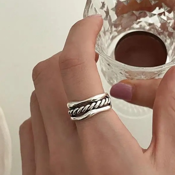 ⚡️Insta sterling silver three layers twist ring - Picture 2 of 5